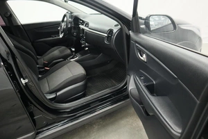 Хэтчбек Kia Rio 2019 года, 1595000 рублей, Курск