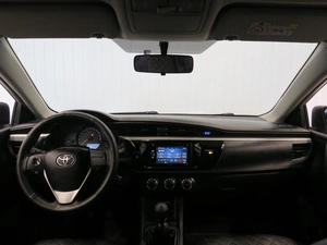 Седан Toyota Corolla 2013 года, 1385000 рублей, Калуга