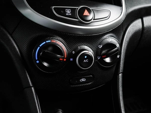 Седан Hyundai Solaris 2011 года, 729000 рублей, Воронеж