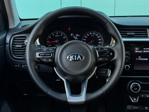Седан Kia Rio 2021 года, 1475000 рублей, Большой Сочи