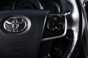 Седан Toyota Camry 2013 года, 1729000 рублей, Пермь