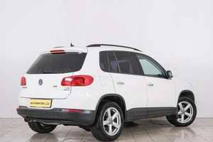 Внедорожник Volkswagen Tiguan 2012 года, 1099000 рублей, Красноярск