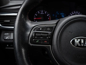 Седан Kia Optima 2016 года, 2050000 рублей, Краснодар