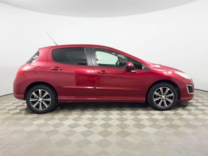 Хетчбэк Peugeot 308 2011 года, 645300 рублей, Казань