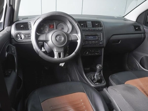 Седан Volkswagen Polo 2013 года, 995000 рублей, Ростов-на-Дону