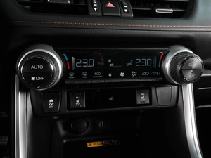 Внедорожник Toyota RAV4 2024 года, 4849000 рублей, Аксай