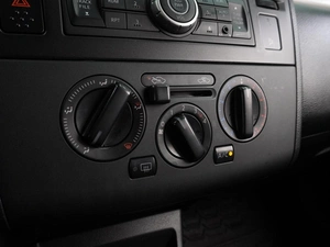 Хетчбэк Nissan Tiida 2012 года, 964000 рублей, Воронеж