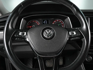 Седан Volkswagen Jetta 2019 года, 2039000 рублей, Аксай