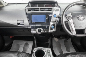 Универсал Toyota Prius Alpha 2014 года, 1249000 рублей, Барнаул