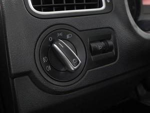 Седан Volkswagen Polo 2014 года, 1040000 рублей, Волгоград