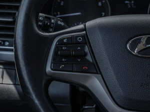 Седан Hyundai Elantra 2017 года, 1490000 рублей, Ставрополь