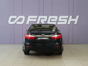 Седан Toyota Camry 2014 года, 1616000 рублей, Тверь