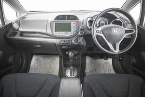 Хетчбэк Honda Fit 2009 года, 809000 рублей, Кемерово