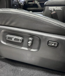 Внедорожник Toyota Land Cruiser 2016 года, 6400000 рублей, Красноярск