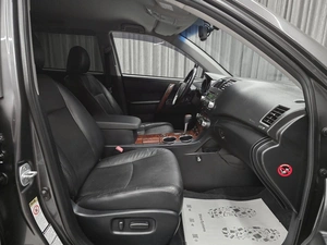 Внедорожник Toyota Highlander 2011 года, 2059000 рублей, Красноярск