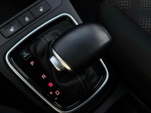 Седан Kia Rio 2019 года, 1599000 рублей, Ижевск