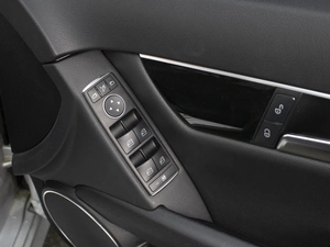 Седан Mercedes-benz C-класс 2012 года, 1800000 рублей, Омск