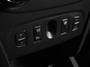 Хетчбэк Renault Sandero 2017 года, 1020000 рублей, Воронеж