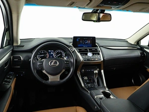 Внедорожник Lexus NX 2019 года, 3734900 рублей, Москва