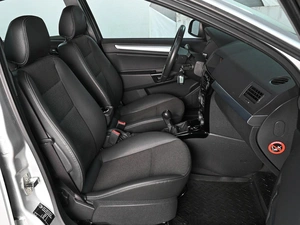 Седан Opel Astra 2013 года, 1059000 рублей, Аксай