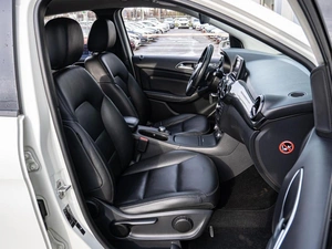 Хетчбэк Mercedes-benz B-класс 2012 года, 1245000 рублей, Краснодар