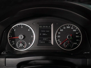 Внедорожник Volkswagen Tiguan 2013 года, 1177000 рублей, Тверь
