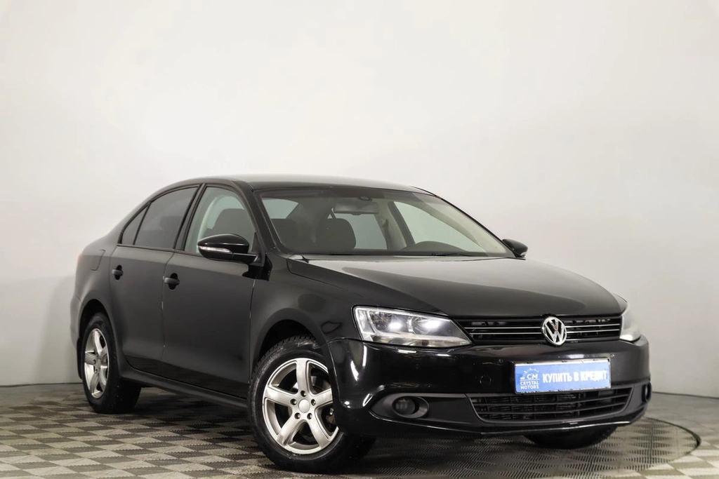 Седан Volkswagen Jetta 2012 года, 889000 рублей, Пермь