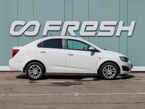 Седан Chevrolet Aveo 2014 года, 799000 рублей, Большой Сочи