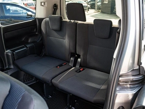 Минивэн Toyota Voxy 2018 года, 2445000 рублей, Краснодар