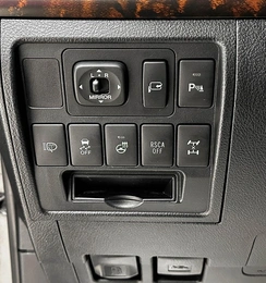 Внедорожник Toyota Land Cruiser 2014 года, 4200000 рублей, Красноярск