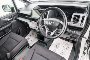 Минивэн Honda Stepwgn Spada 2013 года, 1489000 рублей, Красноярск
