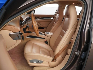 Лифтбек Porsche Panamera 4 2013 года, 3158077 рублей, Москва