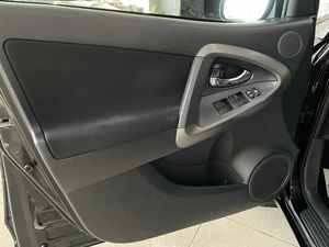 Внедорожник Toyota RAV4 2010 года, 1347000 рублей, Солонцы