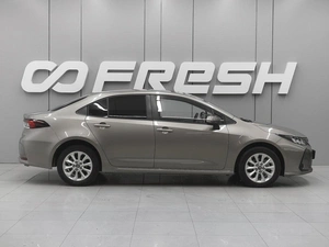 Седан Toyota Corolla 2021 года, 2040000 рублей, Ростов-на-Дону