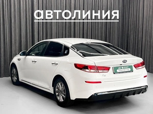 Седан Kia K5 2019 года, 1950000 рублей, Красноярск