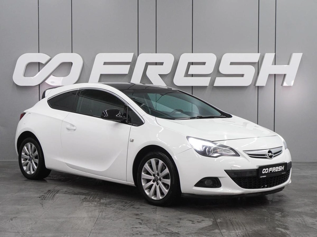 Хетчбэк Opel Astra GTC 2012 года, 859000 рублей, Воронеж