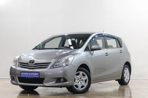 Минивэн Toyota Verso 2012 года, 1199000 рублей, Новокузнецк