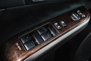 Седан Toyota Camry 2016 года, 2309000 рублей, Сургут