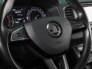 Внедорожник Skoda Karoq 2020 года, 1934000 рублей, Воронеж