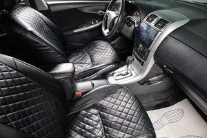 Седан Toyota Corolla 2011 года, 1199000 рублей, Сургут