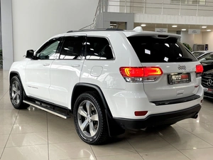 Внедорожник Jeep Grand Cherokee 2016 года, 2687000 рублей, Солонцы