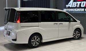 Минивэн Honda Stepwgn 2016 года, 1840000 рублей, Красноярск