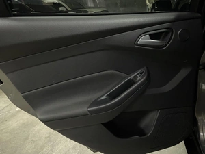 Хетчбэк Ford Focus 2012 года, 837000 рублей, Солонцы