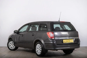 Универсал Opel Astra 2010 года, 639000 рублей, Томск