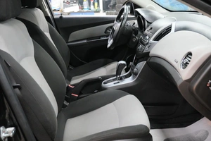 Хетчбэк Chevrolet Cruze 2012 года, 999000 рублей, Омск