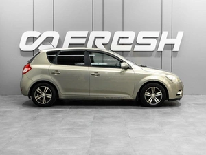 Хетчбэк Kia Ceed 2011 года, 600000 рублей, Тюмень