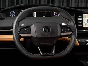 Лифтбек Changan UNI-V 2023 года, 2349000 рублей, Тюмень