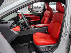 Седан Toyota Camry 2024 года, 3920000 рублей, Краснодар