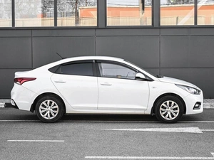 Седан Hyundai Solaris 2018 года, 1354000 рублей, Кирилловка