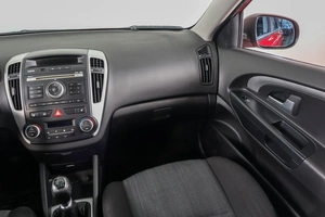 Хетчбэк Kia Ceed 2010 года, 719000 рублей, Пермь